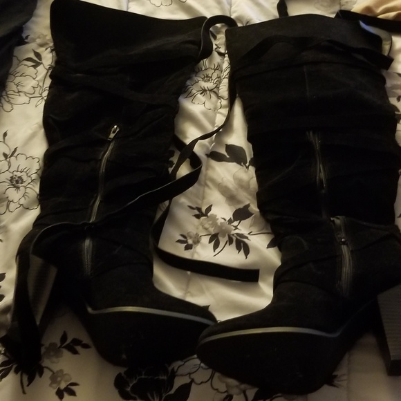 Colah Wrapped Boots 10 - Picture 2 of 7